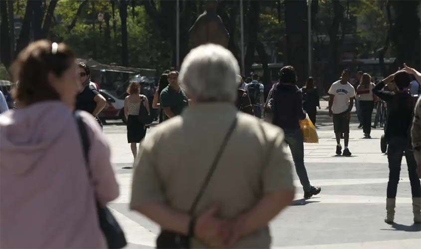 Vara de atenção a idosos completa um ano e vira referência