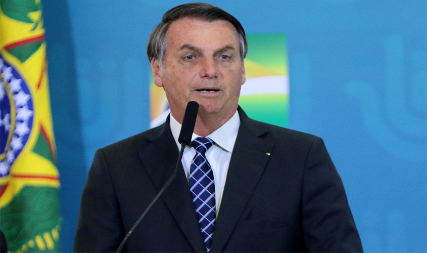Bolsonaro diz que zera impostos se governadores acabarem com ICMS