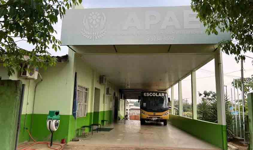Obras de eficiência energética na Apae de Buritis possibilitam economia na conta da instituição