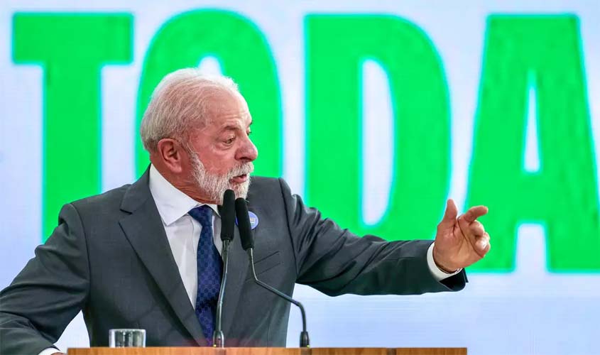 Pacto contra o feminicídio busca colocar leis em prática, diz Lula