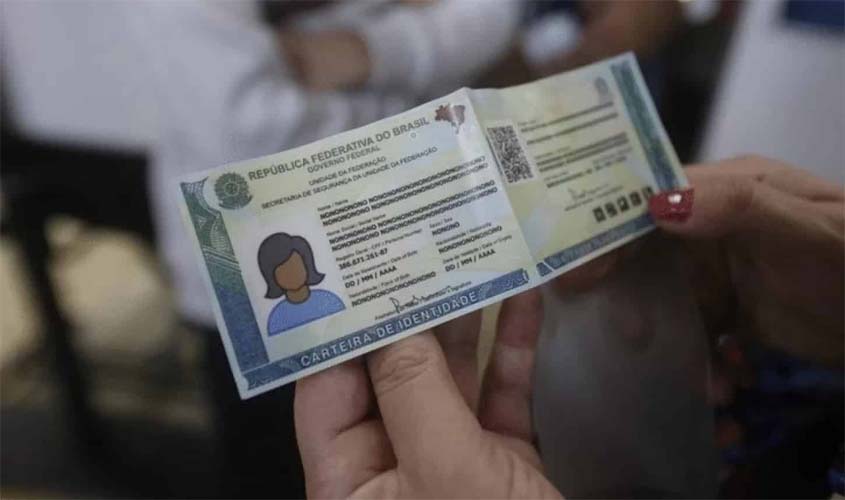 Deputada cobra melhorias no agendamento da nova identidade