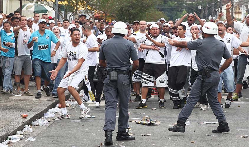 Seis pessoas são indiciadas por morte de torcedor corintiano