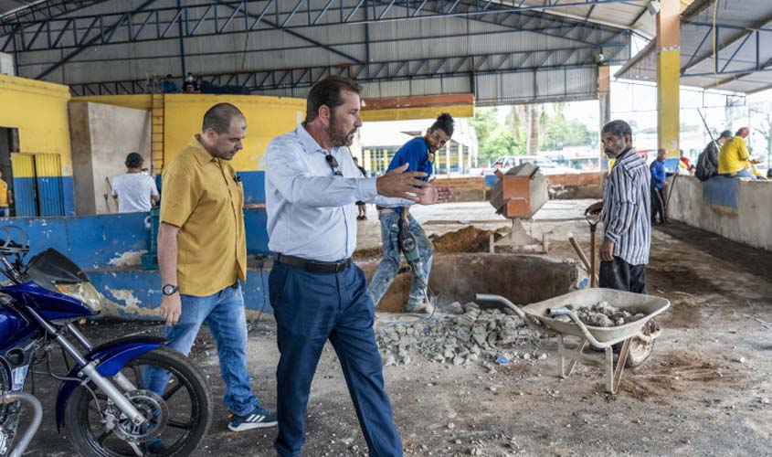 Prefeito Hildon Chaves visita local que abrigará, temporariamente, a rodoviária de Porto Velho