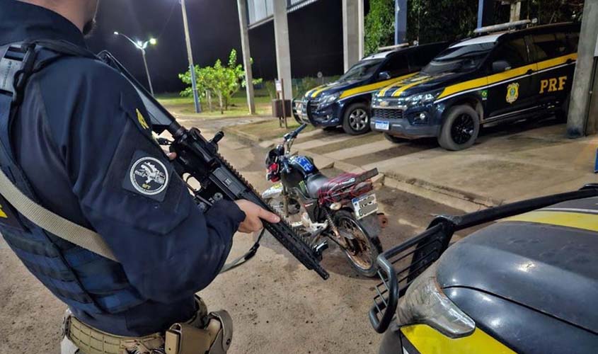 PRF recupera motocicleta com registro de roubo/furto