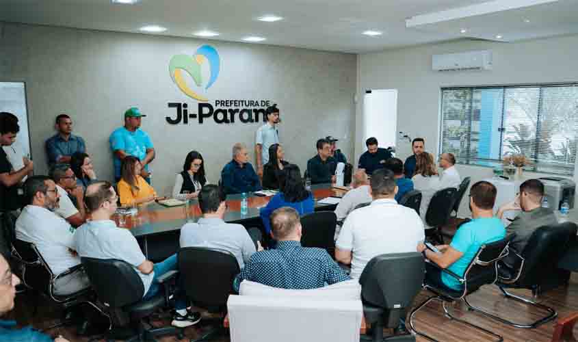 Prefeitura recebe visita de conselheiro e técnicos do TCERO