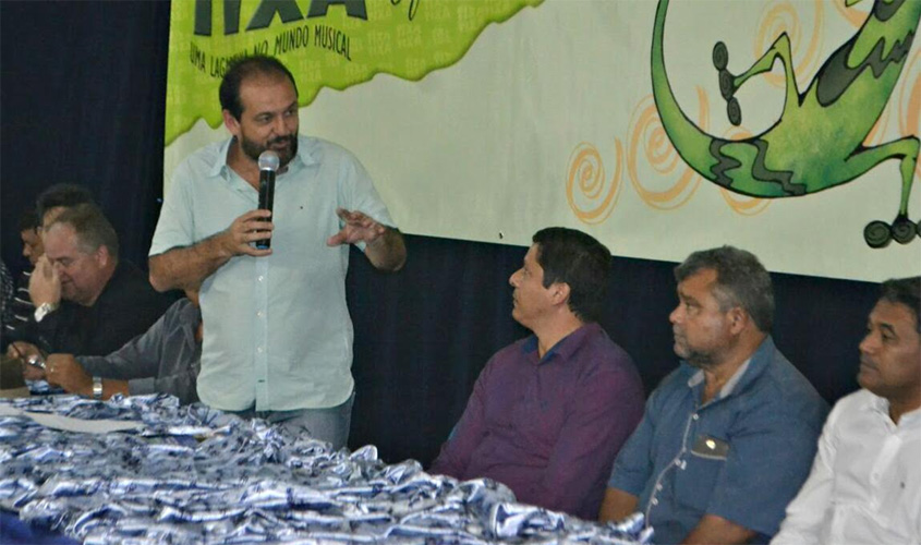 Deputado Laerte Gomes participa do lançamento do Programa Título Já em Presidente Médici