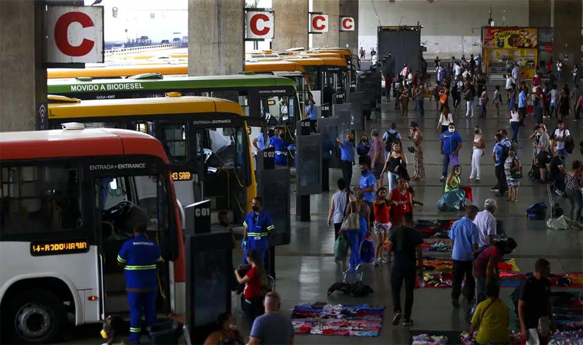 Tarifa zero no transporte pode virar novo Bolsa Família, diz estudo
