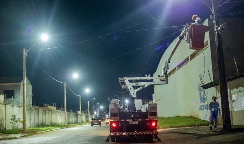 Prefeitura substitui lâmpadas comuns por luminárias de LED no bairro Lagoinha