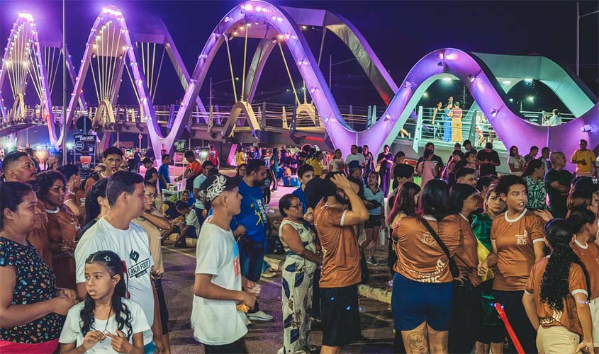 Pré-Marcha para Jesus reúne milhares de fiéis na capital