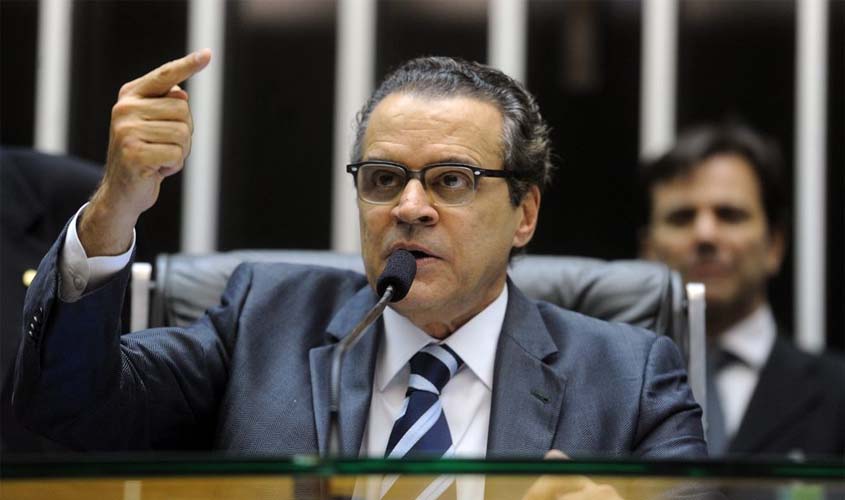 Justiça aceita denúncia contra ex-deputado Henrique Eduardo Alves