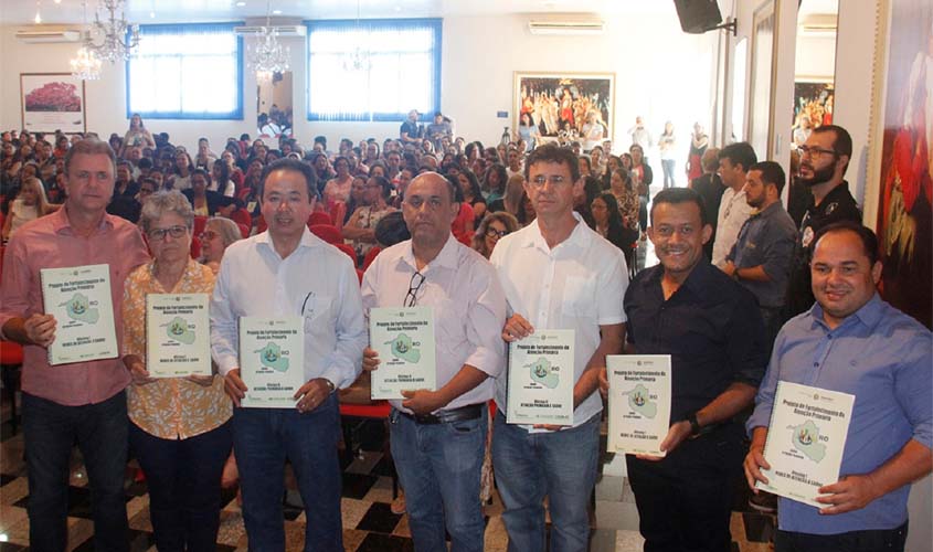 Luizinho Goebel participa da planificação de atenção à saúde em Vilhena 