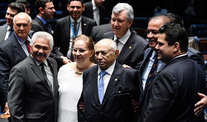 Morre Siqueira Campos, ex-senador, ex-governador e idealizador do estado de Tocantins  Fonte: Agência Senado