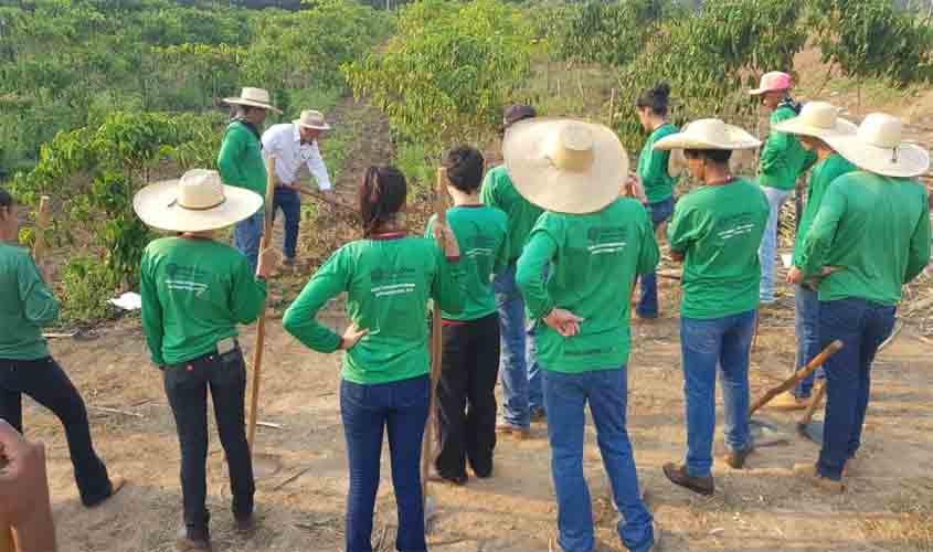 Avanços da educação profissional de Rondônia na bioeconomia são divulgados no Brasil, Europa e África