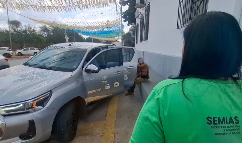 Equipe resgata cadeirante e garante acolhimento 