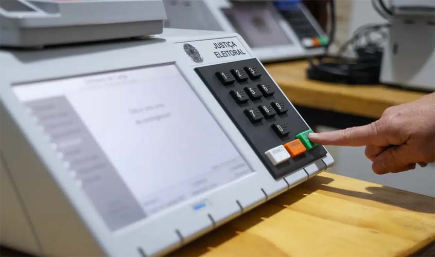 Justiça Eleitoral garante transporte e urnas adaptadas para PCD
