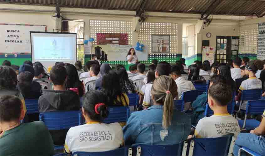 Escolas estaduais recebem ações de conscientização sobre crise hídrica em Rondônia