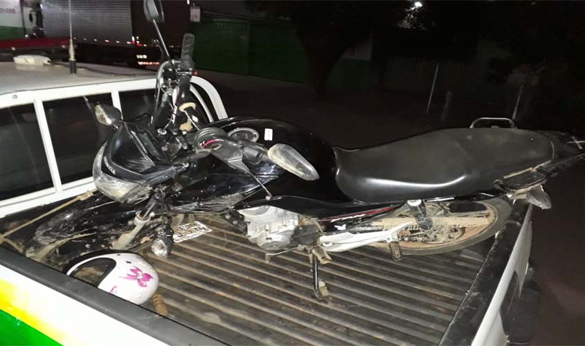 Adolescente é detido tentando levar moto roubada para Bolívia