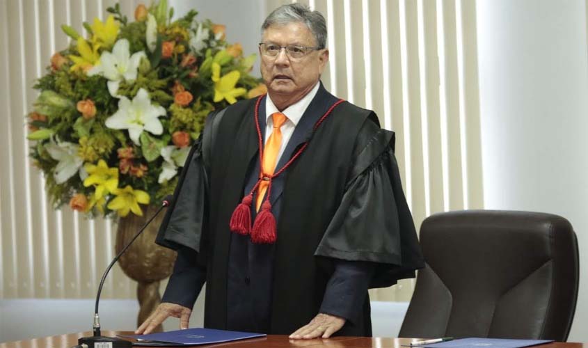 Presidente Jair Bolsonaro reconduz pela quarta vez jurista Clênio Amorim Corrêa para o cargo de juiz titular do TRE-RO