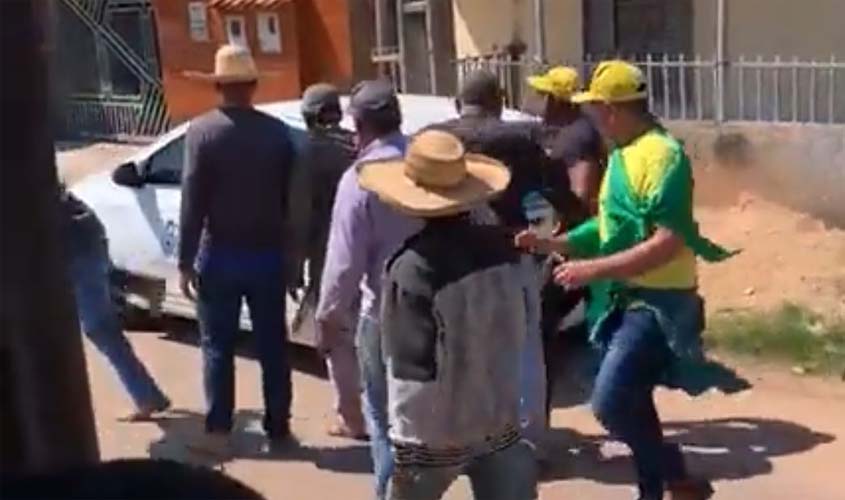 Jornalistas são hostilizados no bairro Nacional quando cobriam interdição da estrada do Belmont