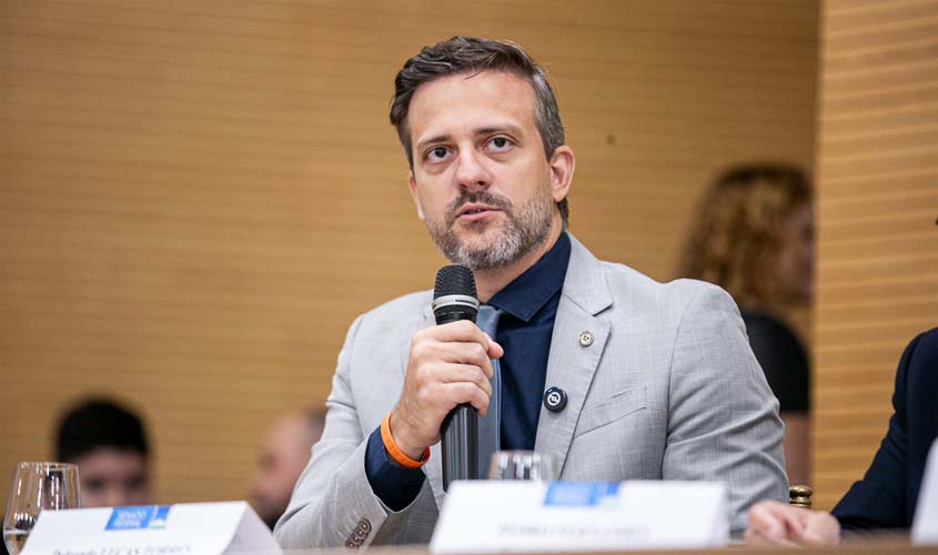 Delegado Lucas defende produtor rural em audiência sobre embargos