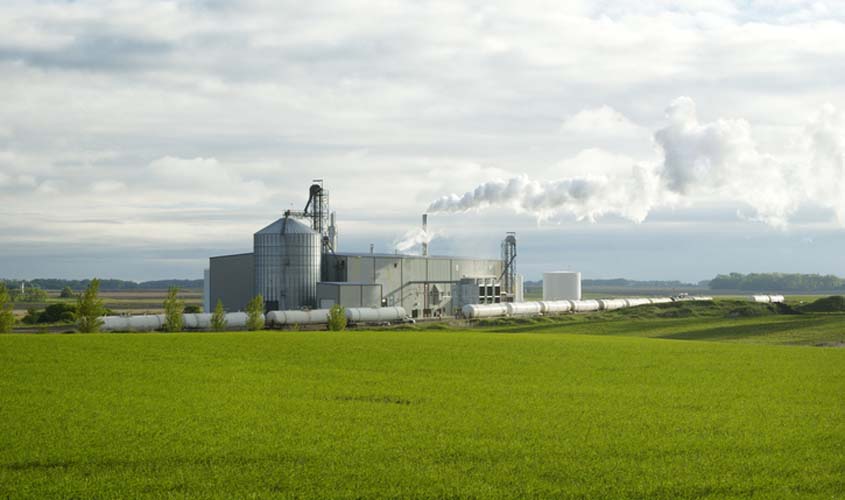 Adicional de periculosidade beneficia pedreiro de usina de etanol