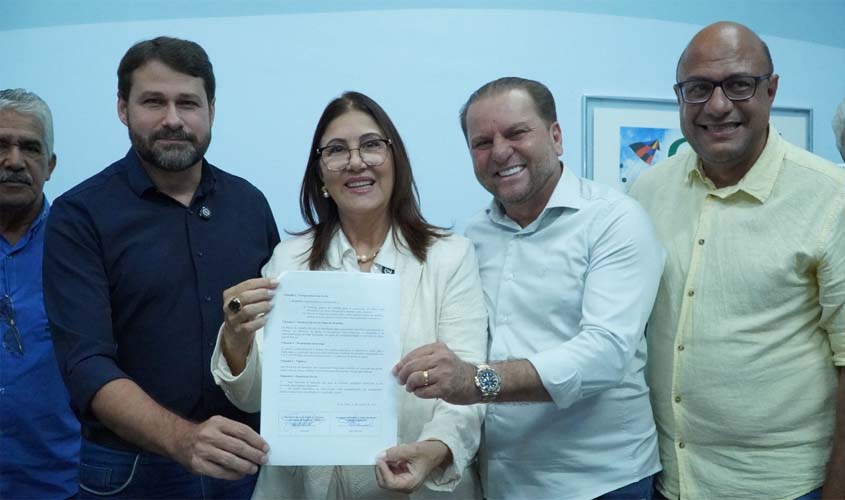 Cirone Deiró intermedeia parceria para centro de câncer em Cacoal