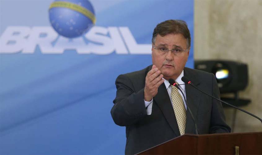 Raquel Dodge denuncia o deputado federal Lúcio Vieira Lima e o ex-ministro Geddel Vieira Lima por peculato