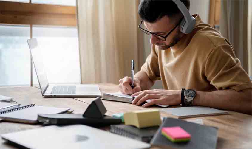 Métodos de estudo para melhorar o desempenho durante a formação acadêmica