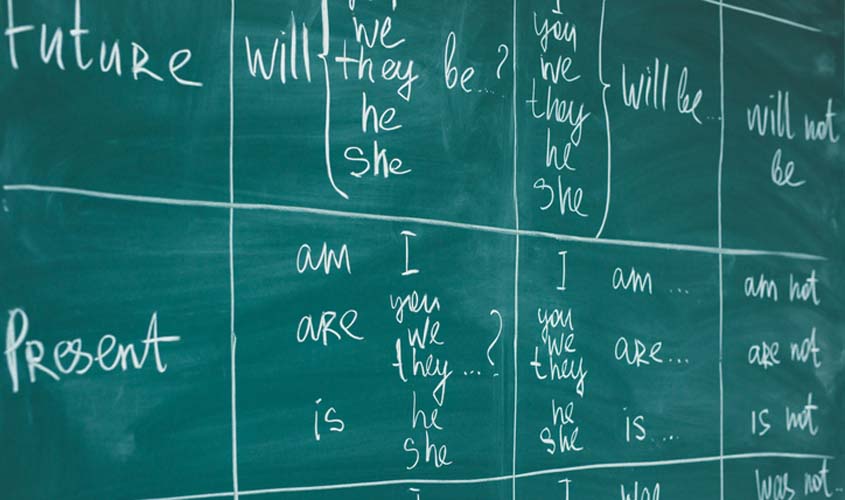 Técnico de idiomas conquista direitos de professores