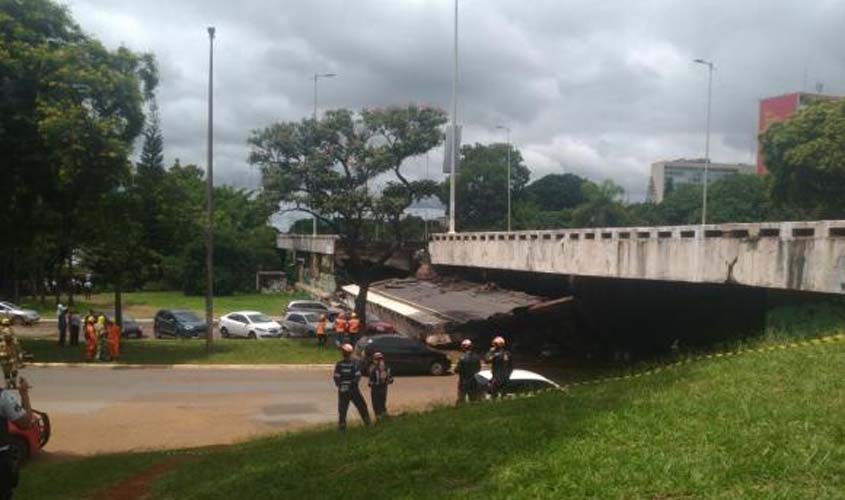 Desaba parte de viaduto do Eixo Rodoviário de Brasília