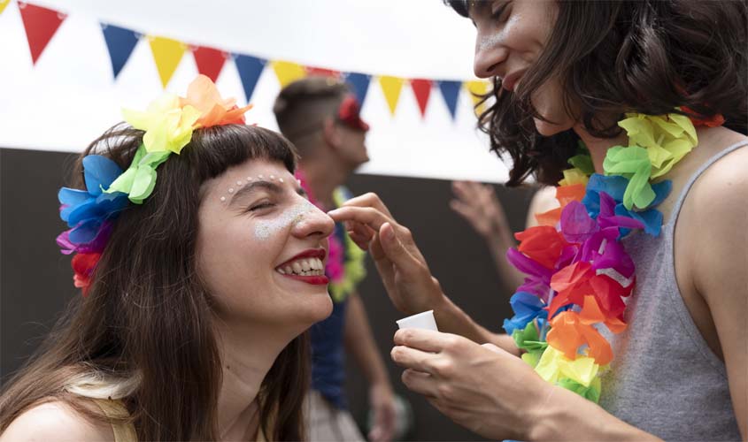 Carnaval: 8 dicas para aproveitar a folia com responsabilidade e saúde