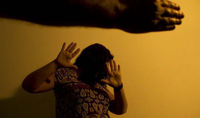 Não aceitar fim de relação é causa de 33% das agressões a mulheres