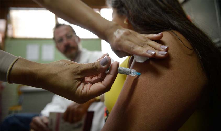 Baixa cobertura vacinal contra HPV favorece casos de câncer
