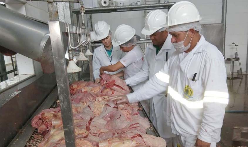 Inspeção municipal garante qualidade da carne em Porto Velho