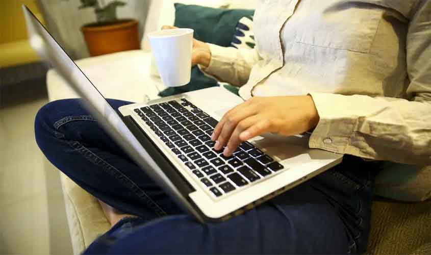 Golpes no Dia das Mães: veja como se proteger nas compras online