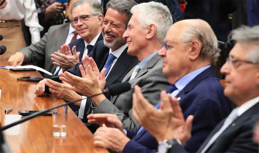 Câmara instala comissão sobre isenção do Imposto de Renda até R$ 5 mil