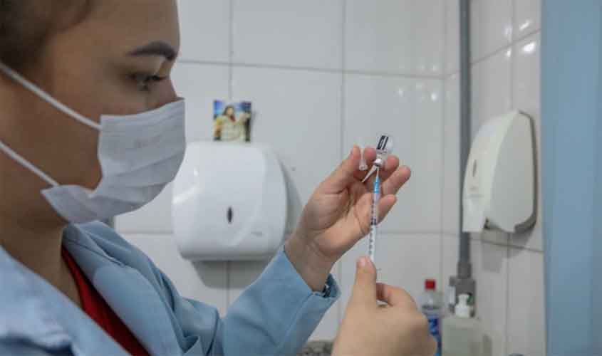 Prefeitura intensifica campanha de vacinação contra influenza e HPV na capital e distritos