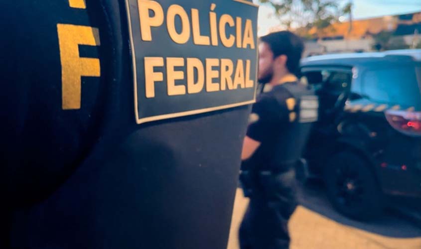 PF atua na prisão de foragido da Justiça brasileira