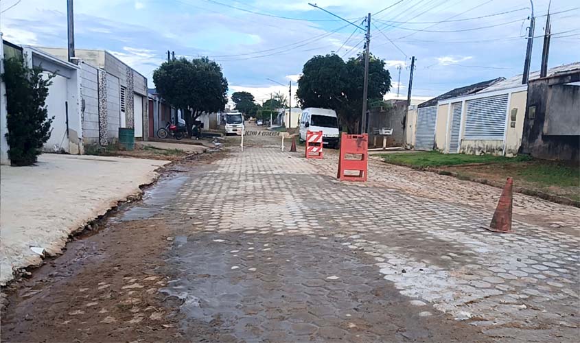 Prefeitura recupera ruas no bairro São Cristóvão