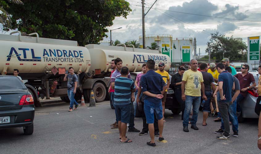 Relator retira anistia a caminhoneiros multados durante paralisação