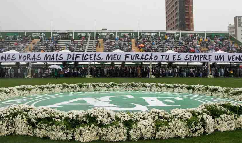 Chapecoense deve indenizar família de chefe de segurança morto na queda de avião