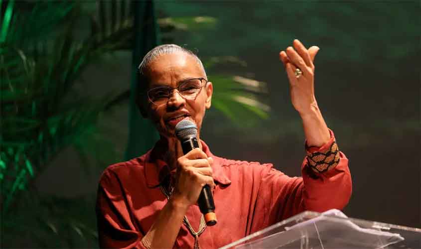 Marina Silva alerta para 'golpe mortal' em normas sobre licenciamento