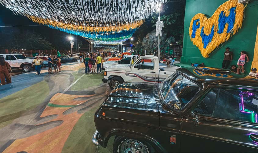 Rua do Hexa reúne público em noite de lazer em Porto Velho