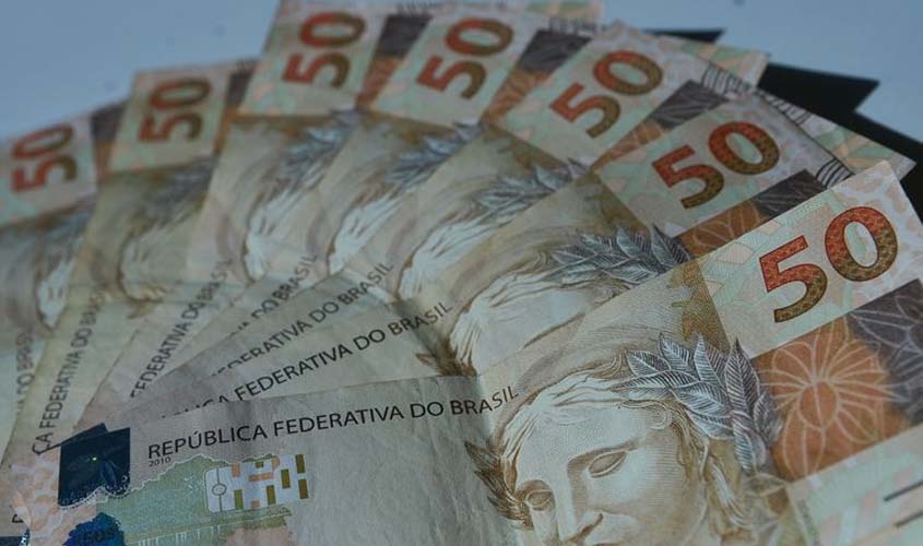 Petróleo, combustíveis e Refis reforçam receitas da União este ano