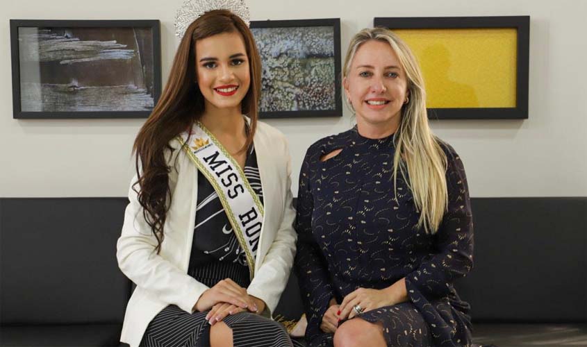 Primeira-dama Ieda Chaves recebe Miss Rondônia Mundo