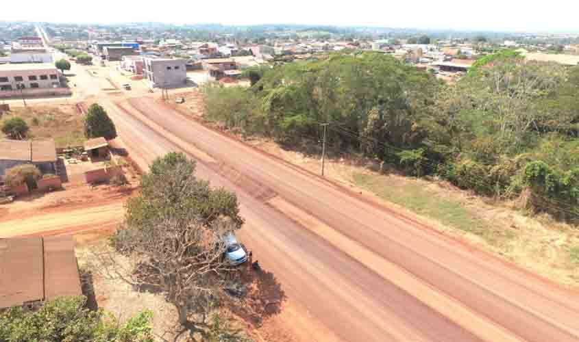 Obra de pavimentação asfáltica avança no município