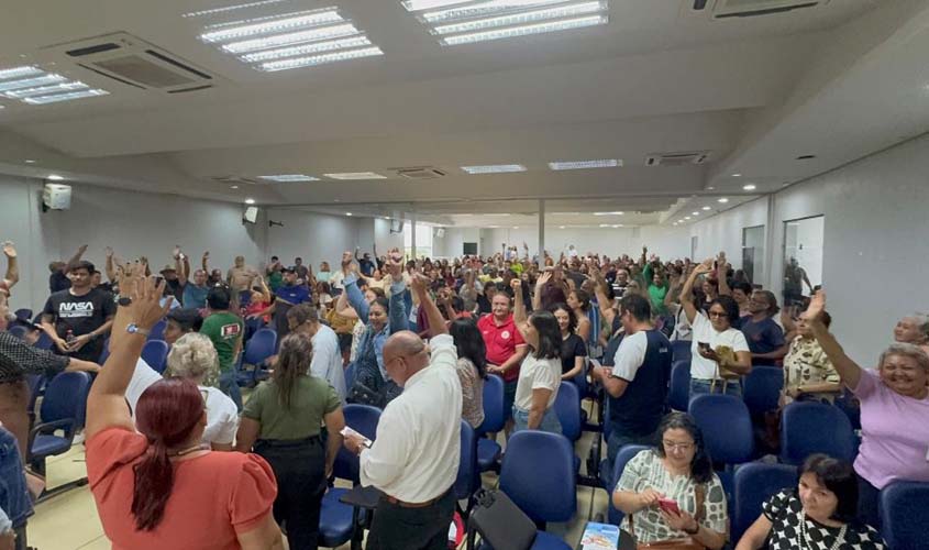 Greve do Sintero prejudica 170 mil alunos e enfrenta resistência de técnicos