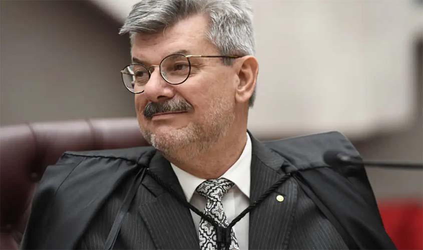 PGR pede perda de cargo de ministro do STJ