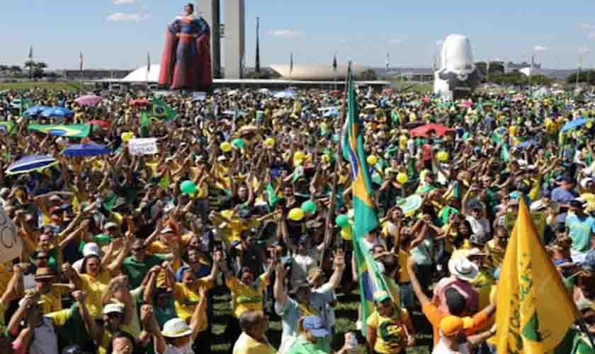 Super manifestações de sete de setembro, infelizmente, não conseguirão mudar o Brasil