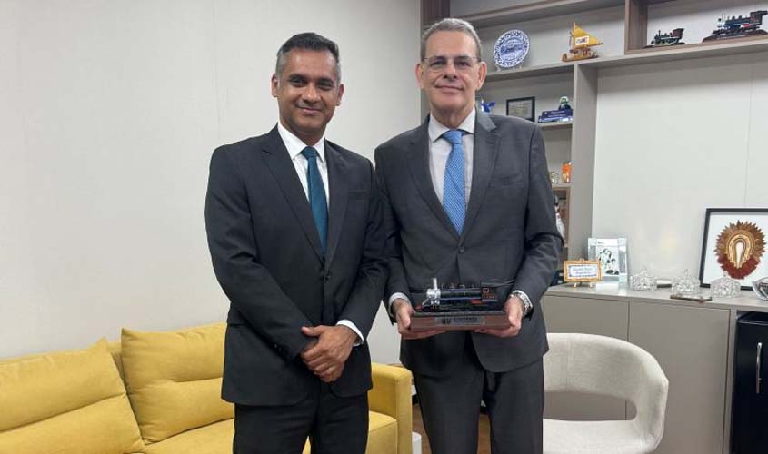 Procurador-geral parabeniza desembargador eleito para o TJRO